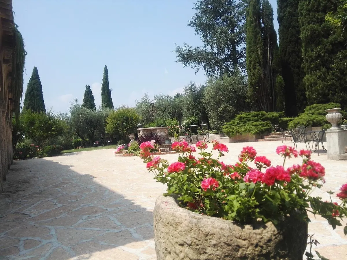 Villa Paradiso Sirmione Hotel