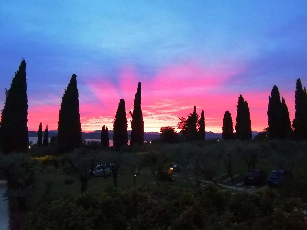 Villa Paradiso Sirmione Hotel